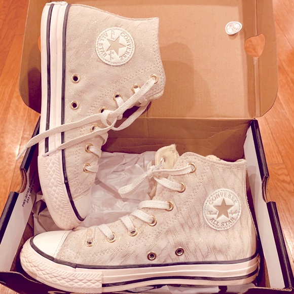 Converse Other - Converse CTAS suede hi top buff shimmer girls sz 2